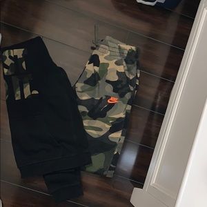 Boys Nike sweatsuit